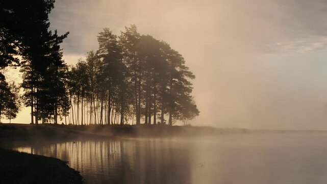 Morgning mist by the lake