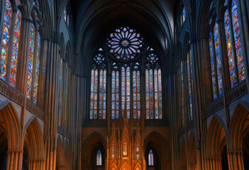 Fototapeta premium Historic European Cathedral with Detailed Stained Glass