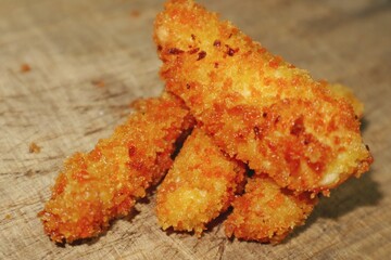 Crispy chicken nuggets that are delicious to eat