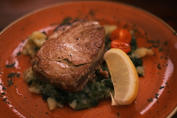 Thunfisch Steak mit Mangoldkartoffeln 