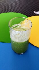smoothie with lime