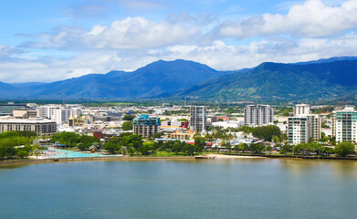 Aerial view of the Cairns waterfront as seen from a helicopter flying above the Coral Sea in northern Queensland, Australia © Alexandre ROSA