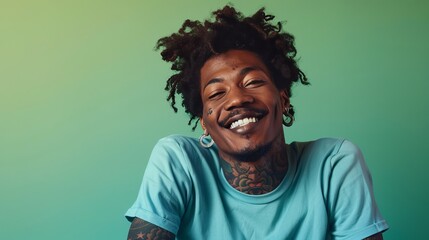 Obraz premium Smiling Man on Green Background 9