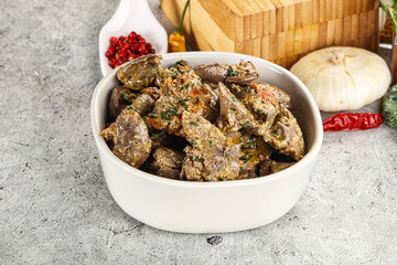 Chicken liver in cream sauce