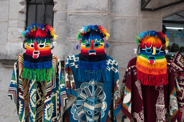 Ecuadorian outfit
Ecuadorian hats
Quito, Ecuador
South America
By: Photographer La Vi
Canadian...