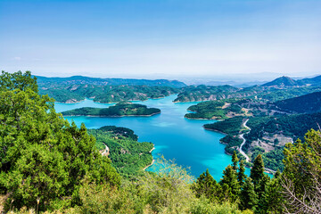 Obraz premium Idyllic landscape on the lake of Plastiras in central Greece.