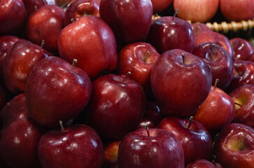 Apples. Many apples are placed in a tray.
