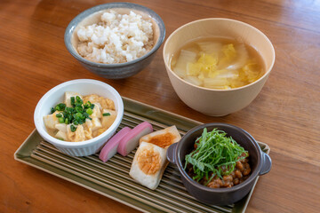 美味しそうな和風朝食