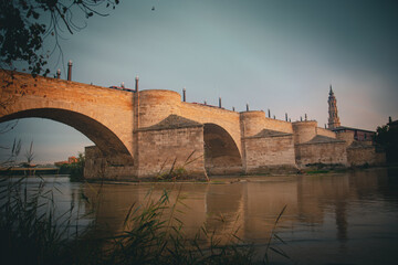 Fototapeta premium Puente de piedra
