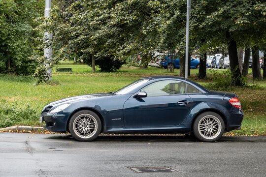 Mercedes-Benz SLK Compressor cabriolet car, side view