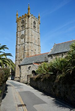 St Ia's Church under a blue sky, built between 1410 and 1434 as a chapel of ease. St Ives, Cornwall, UK. 
