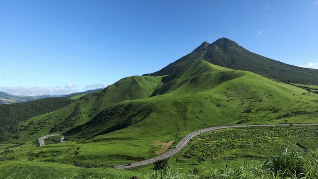 夏の由布岳