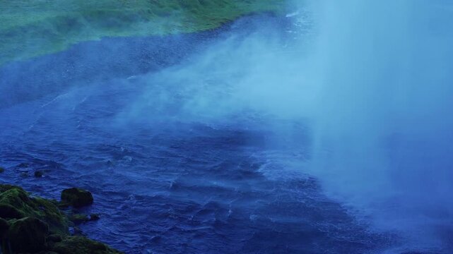 Cascade de Seljalandsfoss