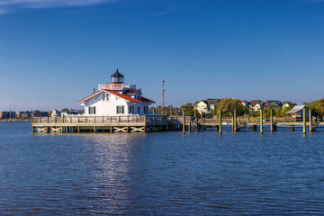 Waterfront view of Manteo harbor on Roanoke Island, Outer Banks, North Carolina, USA