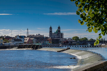 A view of Athlone, Co Roscommon, a view of the River Shannon from the town weir. 