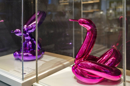 Paris France 08 08 2024 : Jeff Koons art in Paris
