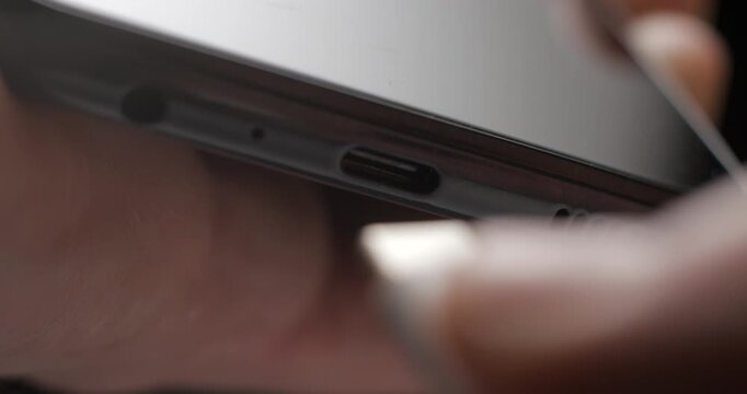 USB-C cable macro plugin to smartphone slow motion