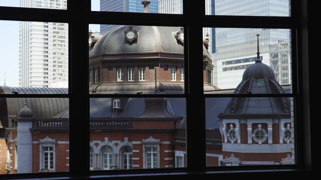 東京駅の風景動画