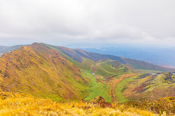 秋田県　秋田駒ヶ岳の紅葉風景
