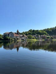 La Dordogne face à beaulieu-sur-dordogne
