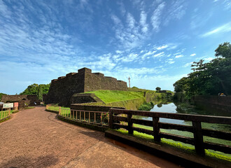 A Beautiful St. Angelo Fort in Kannur is a massive laterite stone structure with robust walls and ramparts. It was built by the first Portuguese Viceroy of India