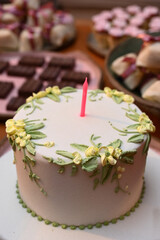 cake with flowers, cake with candle, fondant cake, vintage cake	