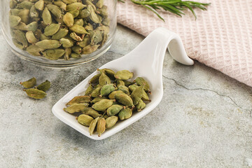 Dry Cardamom - aroma seasoning flavour