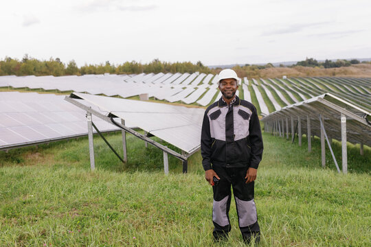 Eco-friendly energy source working solar crew 