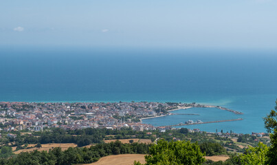 Obraz premium The charming town of the Black Sea: Gerze in Sinop. Travel and tourism routes in the Black Sea, Gerze, Sinop, Turkey