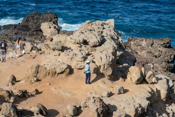 Hawaii: The Aloha State
Experience the breathtaking beauty and vibrant culture of Hawaii, from its...