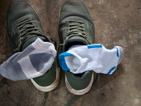 Funny shot with two different socks used