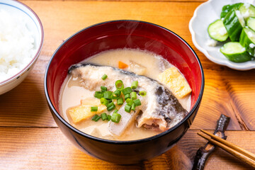 鰤あらのかす汁