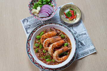 Stir-fried white shrimp with stink beans