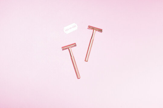 Shiny hair remover shavers and razor blade with hard flashlight