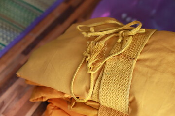 yellow robe, the yellow robe worn by Buddhist monks