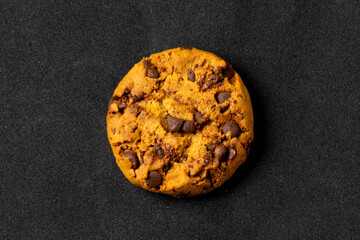 chocolate chip cookie