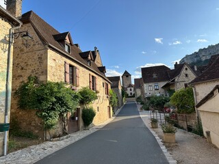 Dans les rues d'Autoire, plus beau village de France