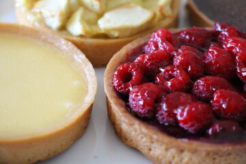 tartlet, pastry, chocolate, apple, Red fruit