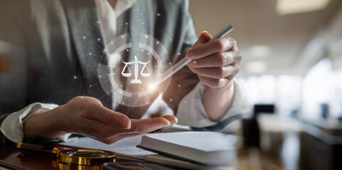 The concept of professionalism of a lawyer and his role justice.