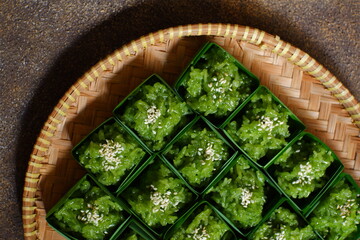 Pandan sticky rice desserts 