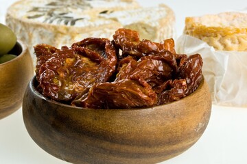 4K image of a Heap of Organic Sun-Dried Tomatoes from Above: Nature’s Flavorful Delicacy