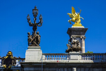 Obraz premium Pont Alexandre III à Paris