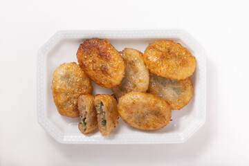 揚げ　ニラ饅頭