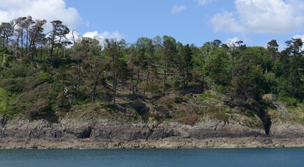 Obraz premium Le long du littoral de Brest à Camaret en Bretagne Finistère France