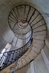 Obraz premium Spiral Staircase in Old Abandoned Building - Architectural Photography Design for Print, Poster, Card