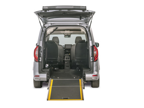 Automobile speciale per disabili.