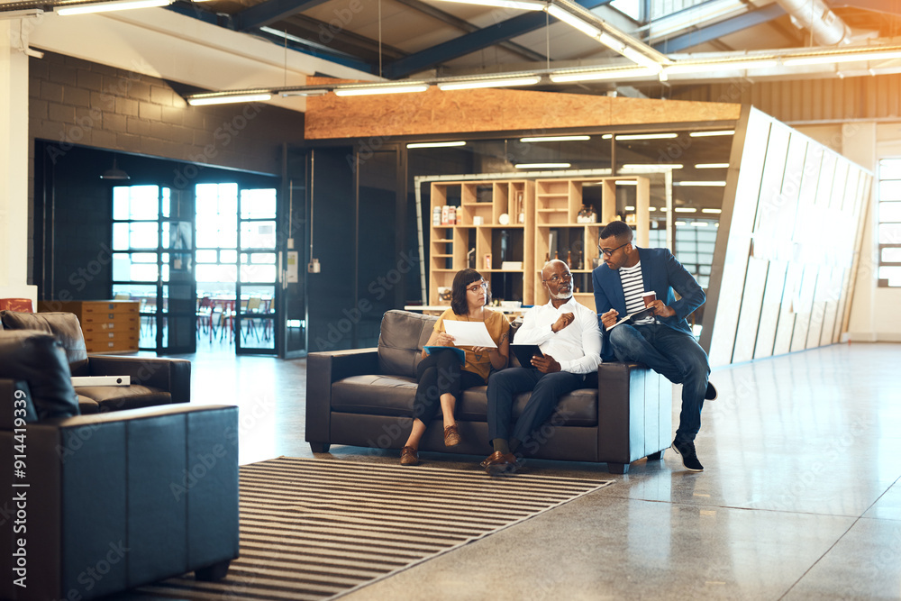 Aufkleber startup, business or designers with notes in modern office for creative project or progress report. 