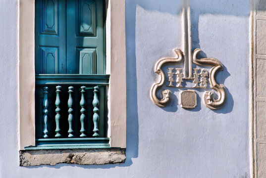Window of the San Francisco Convent, founded in 1693, at S&atilde;o Cristov&atilde;o city, the 4th oldest city in Brazil, founded by Cristov&atilde;o Barros in January 1th of 1590. Sergipe, Brazil, 2018