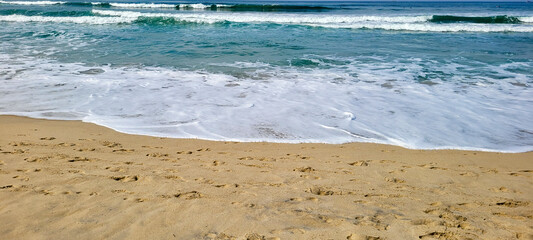 sea ​​waves on itamambuca ubatuba beach
