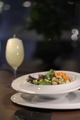 
food in restaurants a la carte dishes